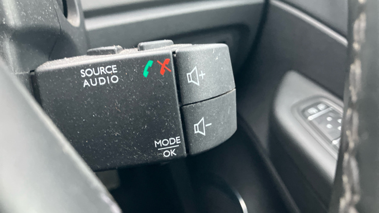 Renault Captur 0.9 TCE 90 Dynamique S Nav 5dr Petrol Hatchback